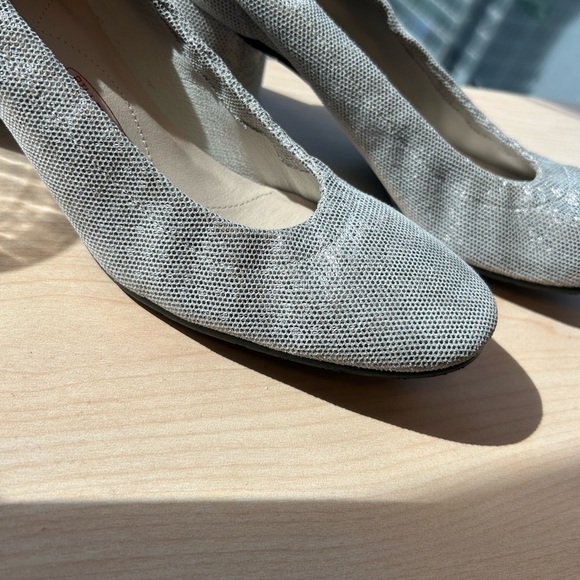 Amalfi By Rangoni 8.5 NEW Gray Heels with Chunky Heel- pillow soft elastic heel - Picture 10 of 16